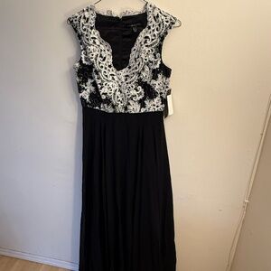 Aidan Mattox Women's Black Detailed Floral Lace Evening Maxi A-line Dress